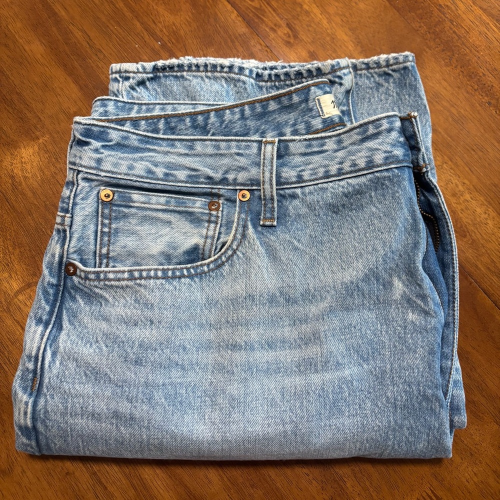 Madewell Light Blue Straight Leg Jeans - Picture 3 of 4